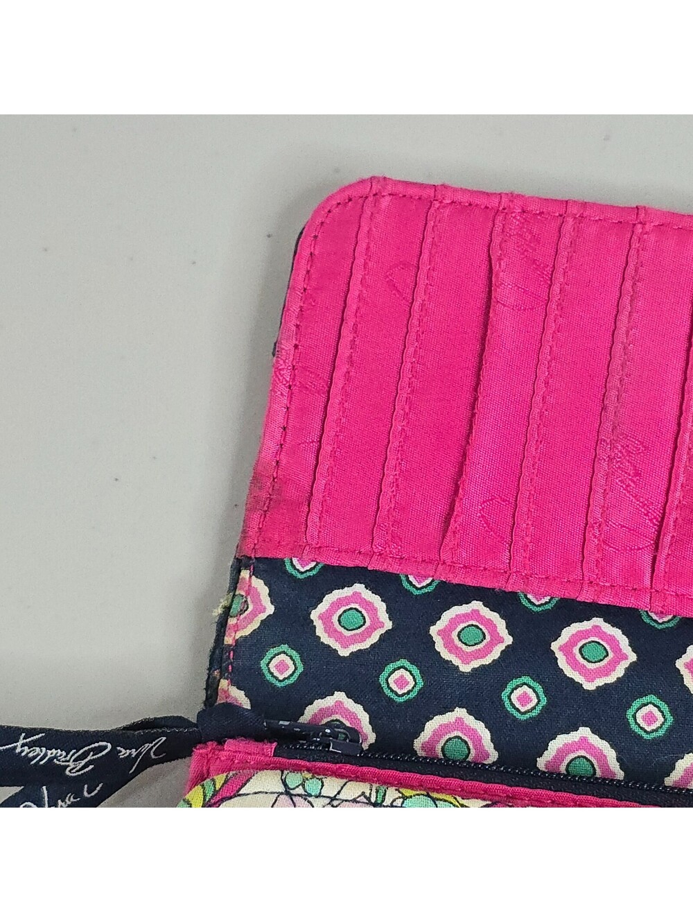 Vera Bradley Woman's Quilted Paisley Floral Psychedelic Wallet - Picture 5 of 10